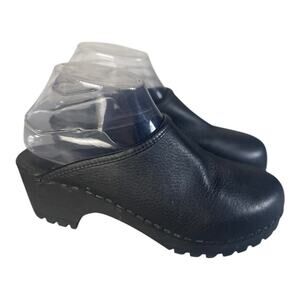 Eddie Bauer Women’s Black Leather Mule Clogs Size-7B